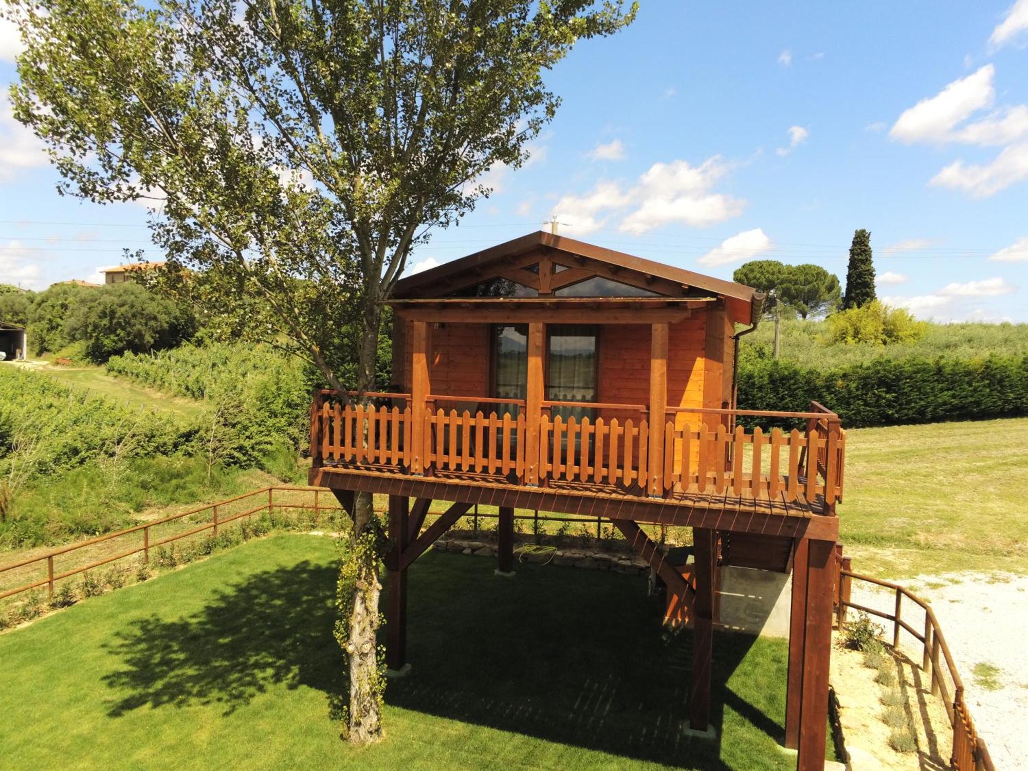 Agriturismo Le Torri Di Porsenna Petrignano Del Lago Екстериор снимка