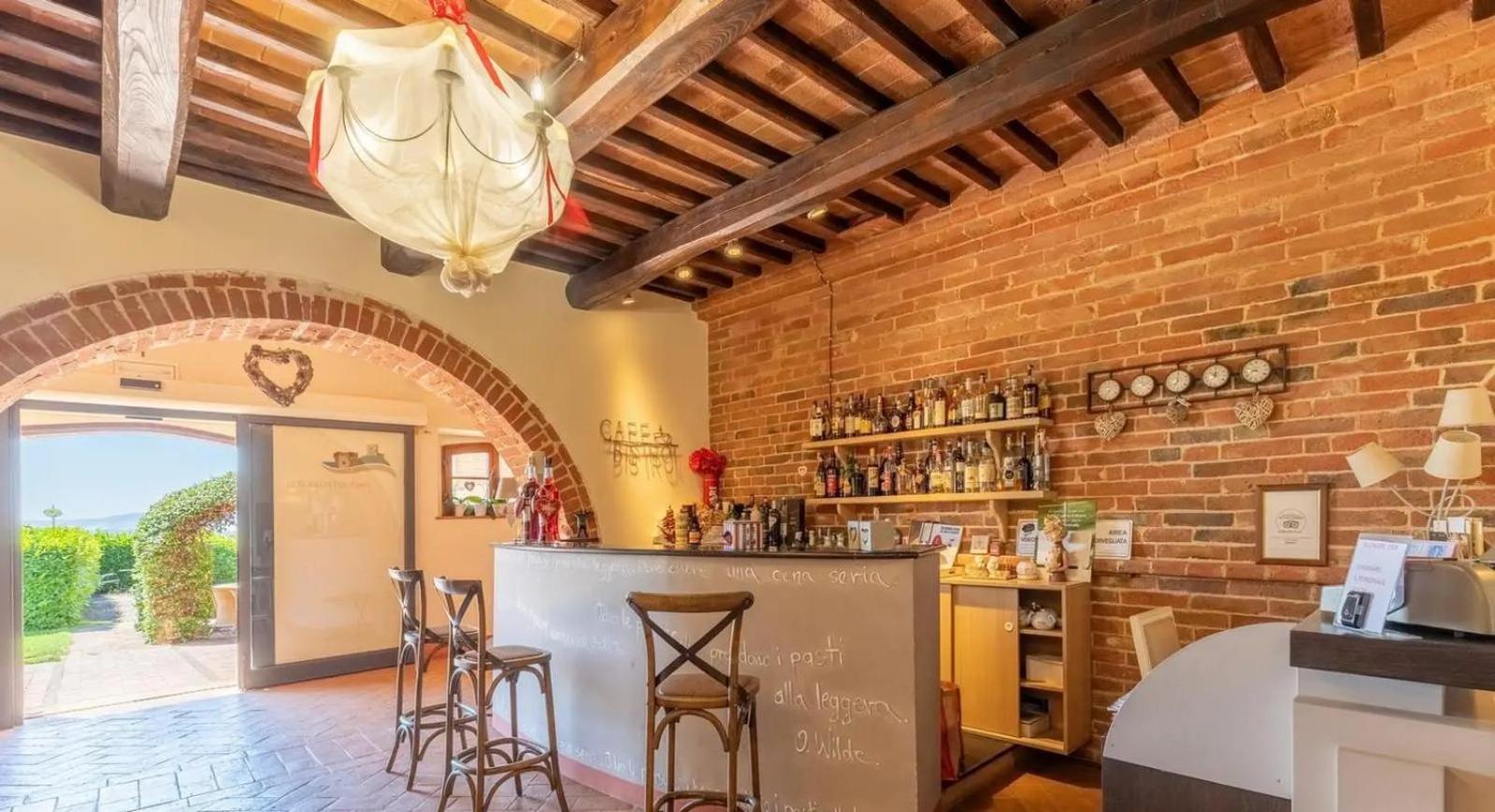 Agriturismo Le Torri Di Porsenna Petrignano Del Lago Екстериор снимка